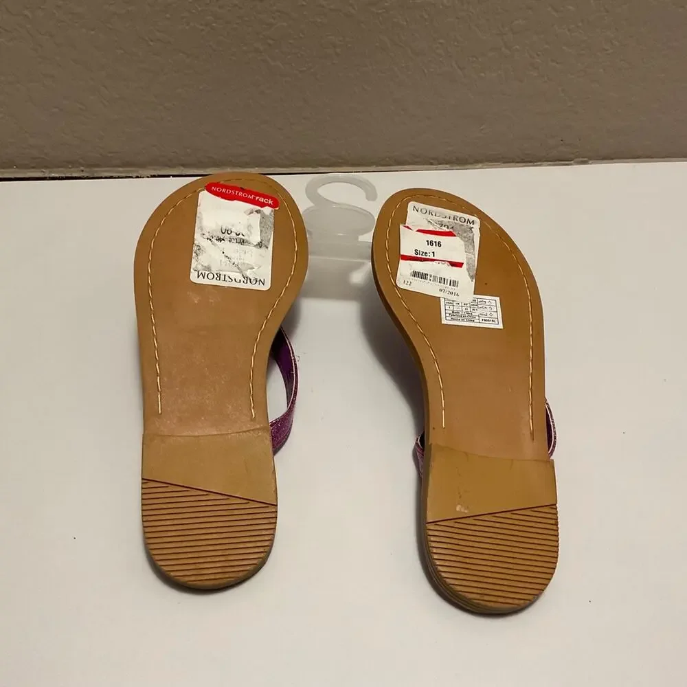 UGG nwt violet